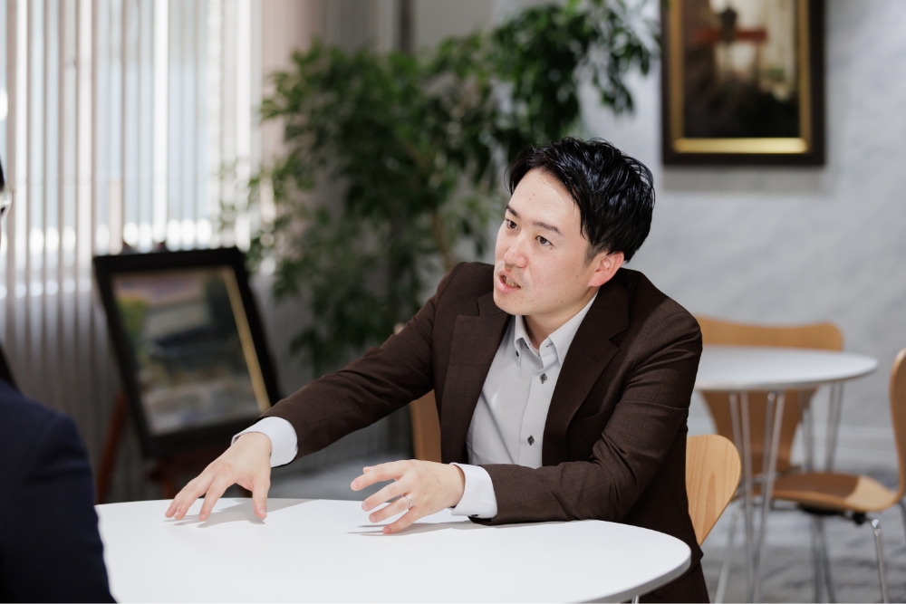 お名前:T.Yさん 入社年:2020年 中途入社 所属:大阪営業所