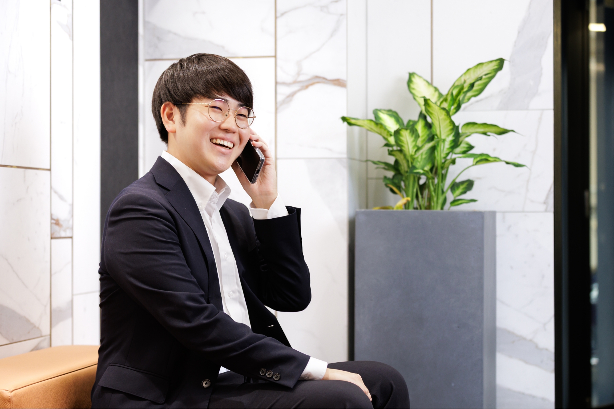 お名前: K.Tさん 入社年:2023年 新卒入社 所属:東京営業部販売一課